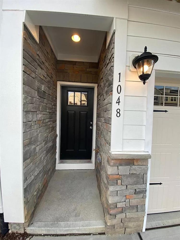 4 BR in Apex