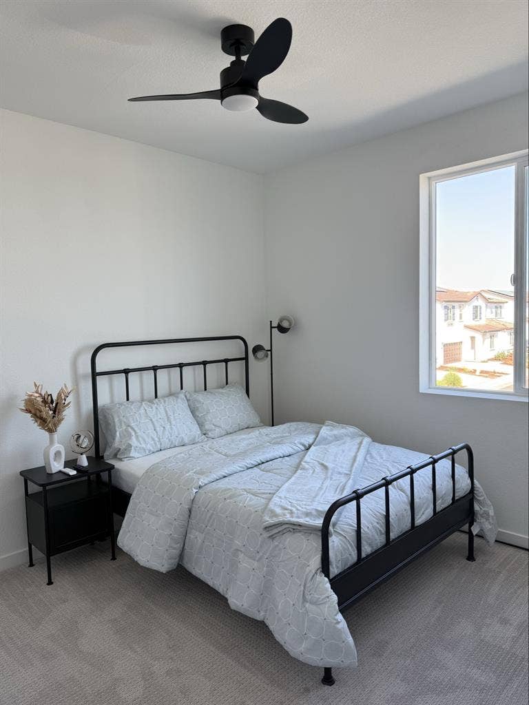 New furnished room.