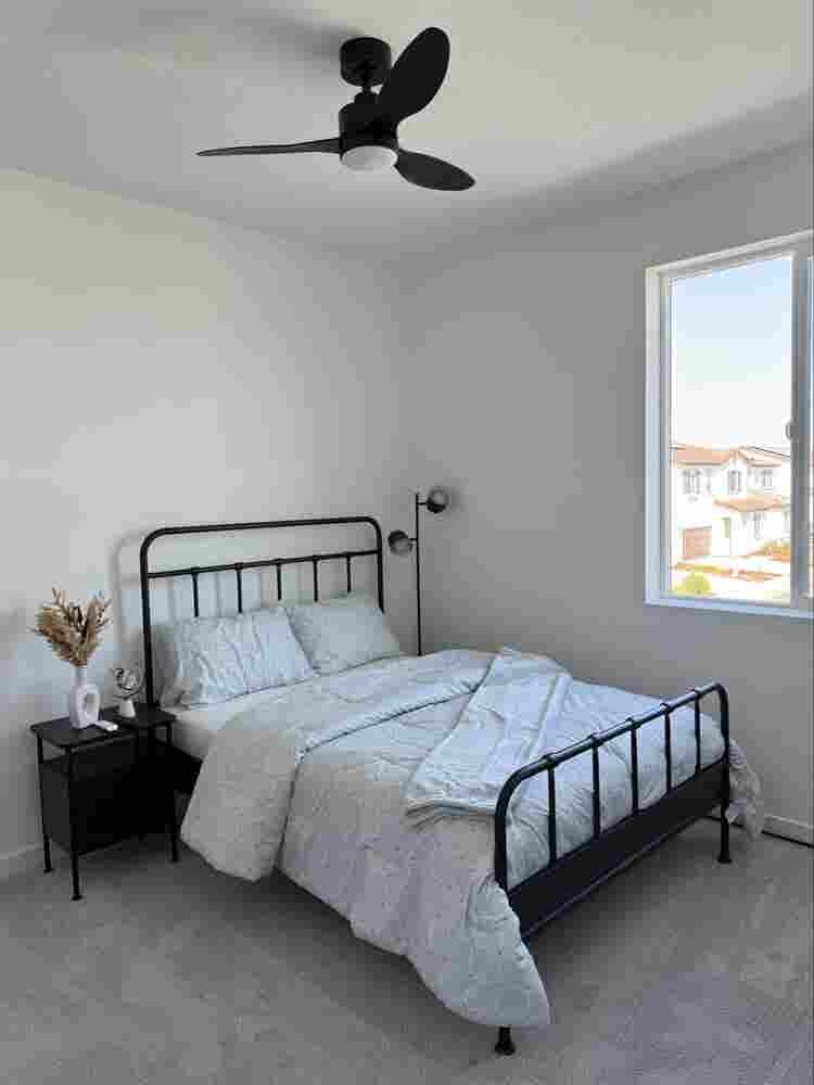 New furnished room.