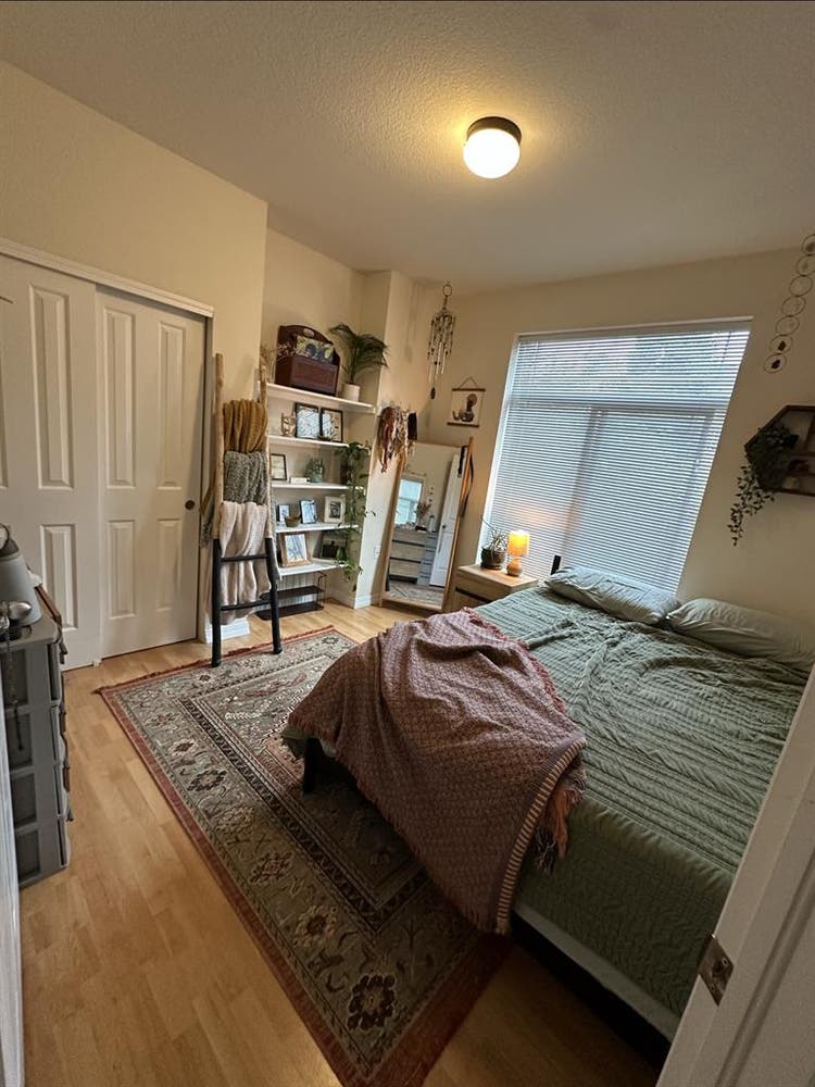 Private Room & bathroom for Rent