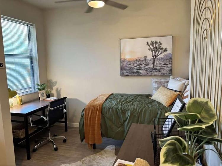 cheap suites room!