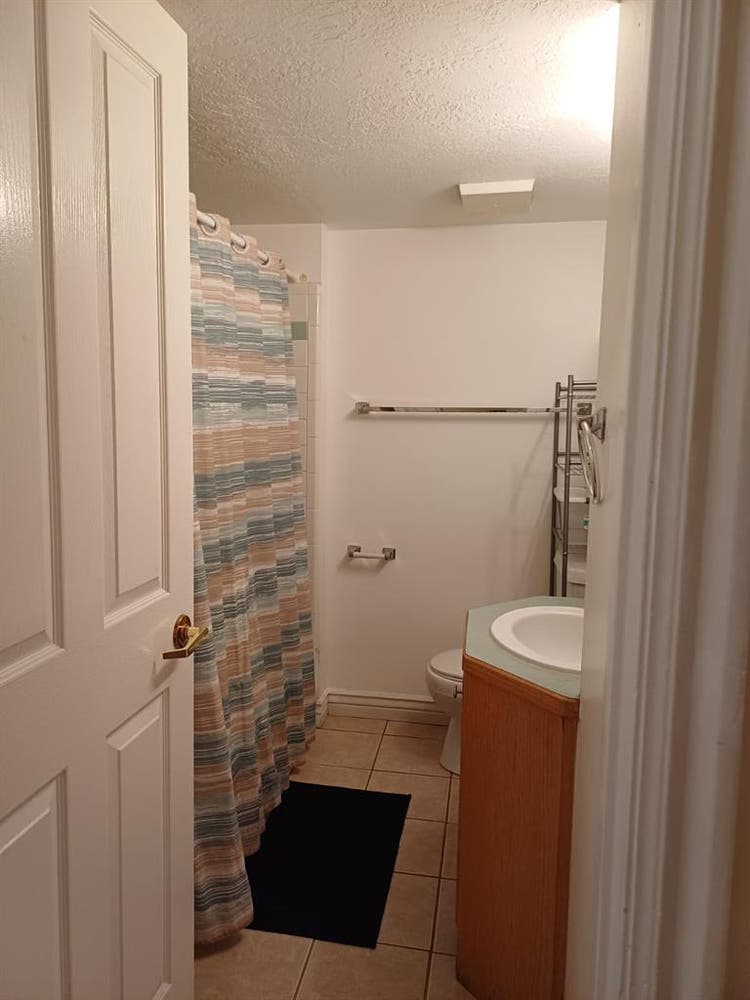 Room at Riverside Apartments