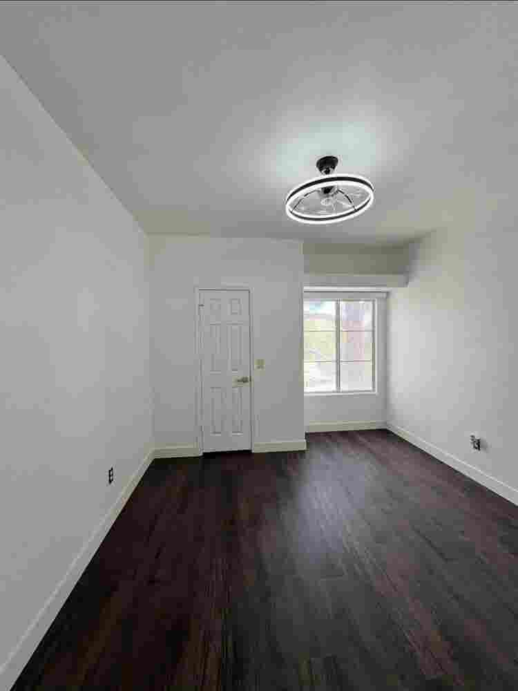 Room & bath - Summerlin area!
