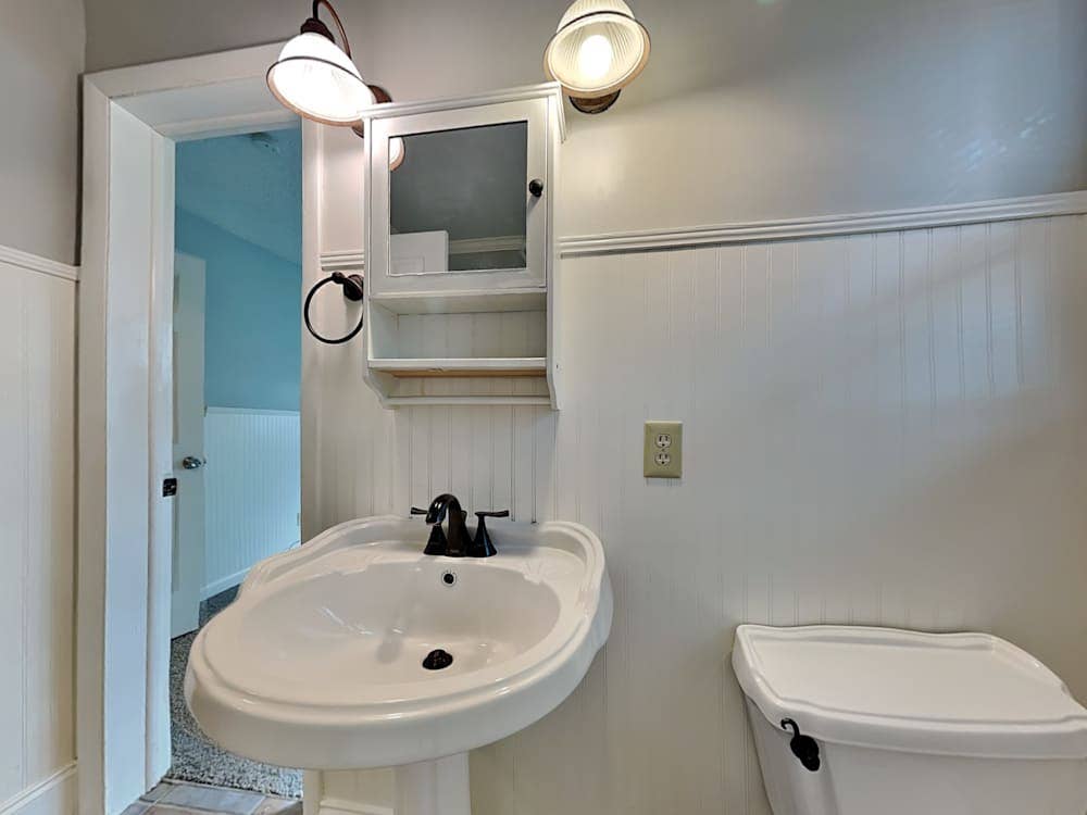 Beautiful Space to Move In !!!
