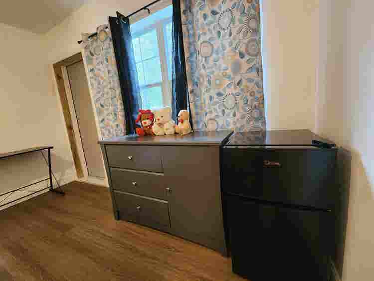 Room/Studio
For  people