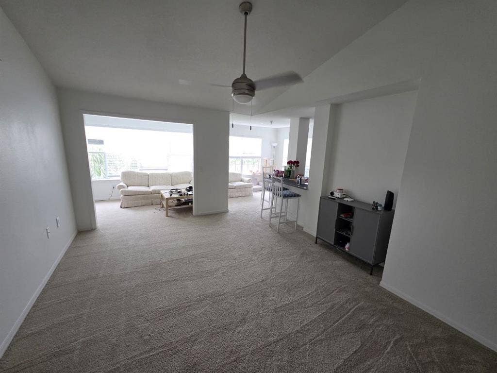 Master bedroom for rent