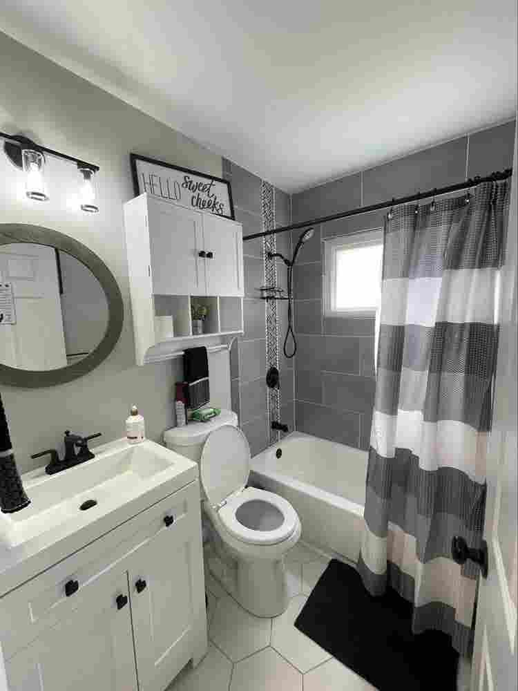 Large Furnished rm available in Nfk