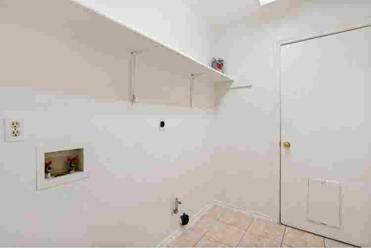 Beautiful 3bedroom and 2bathroom