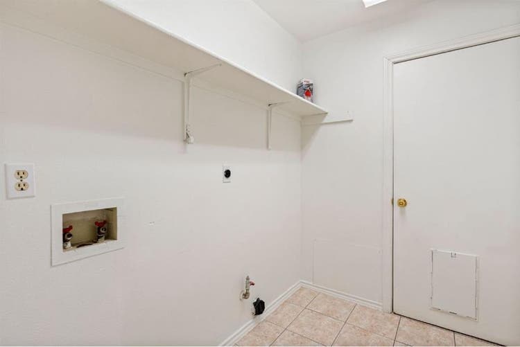 Beautiful 3bedroom and 2bathroom