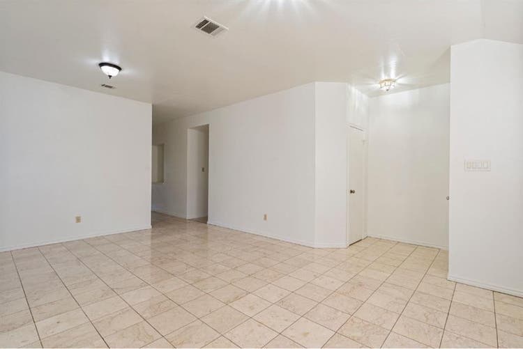 Beautiful 3bedroom and 2bathroom