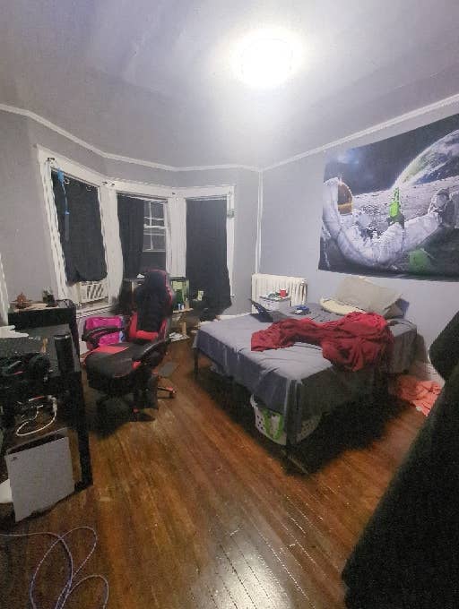Room at S Main Avenue, Albany