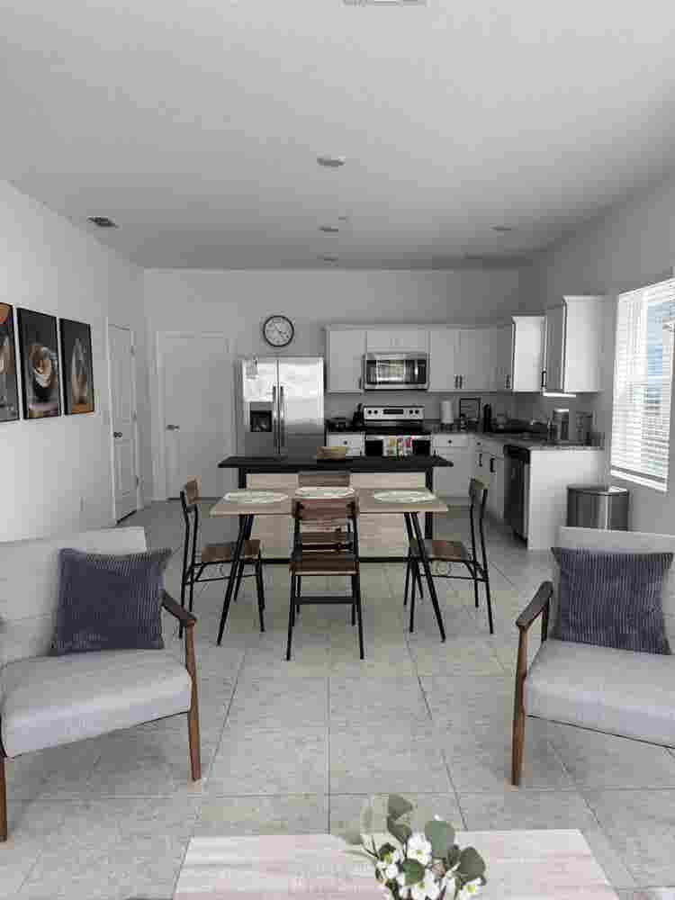 Beautiful room.