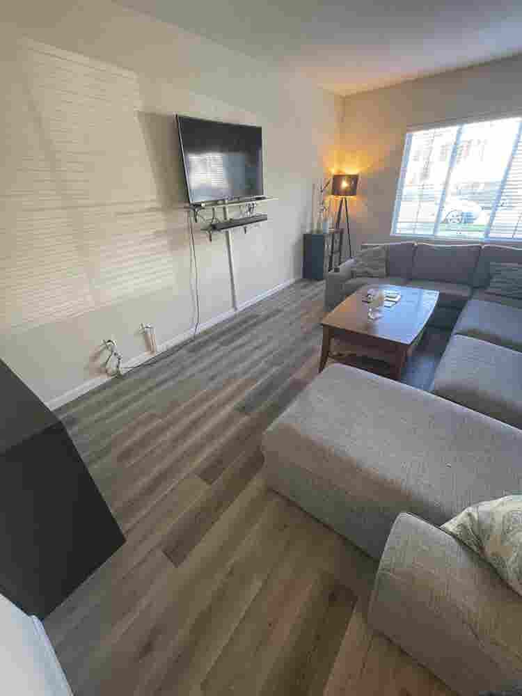 Room Rental Available!