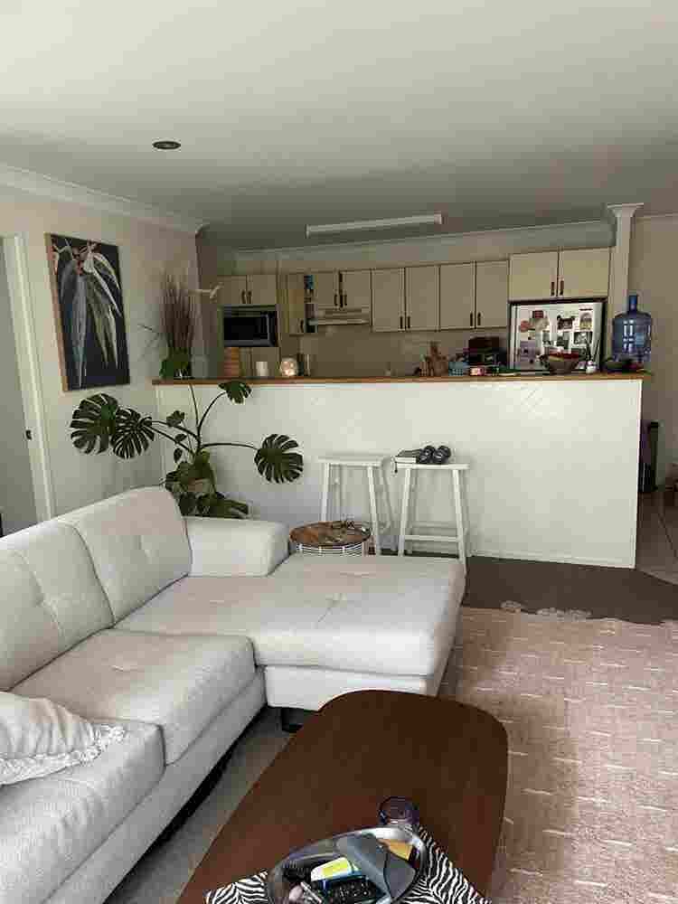 Medium size bedroom in 3 BR duplex