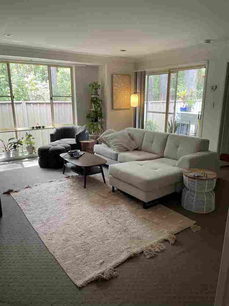 Medium size bedroom in 3 BR duplex