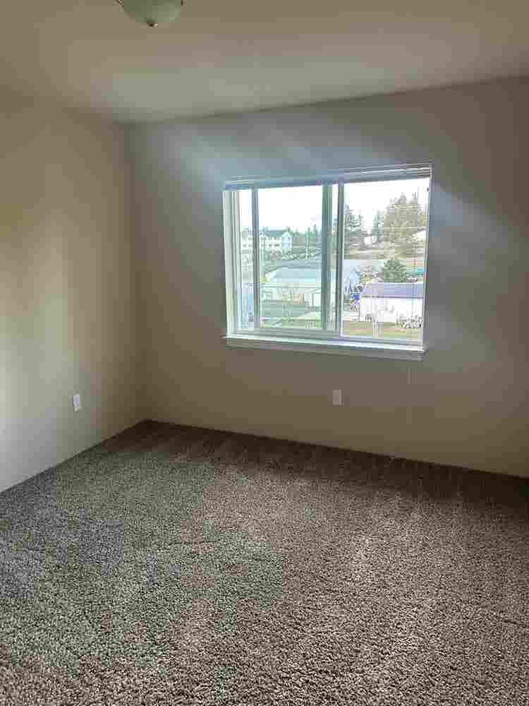Room to rent!