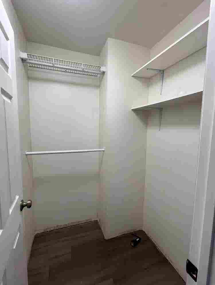 Big Room Private Bath + Utilities