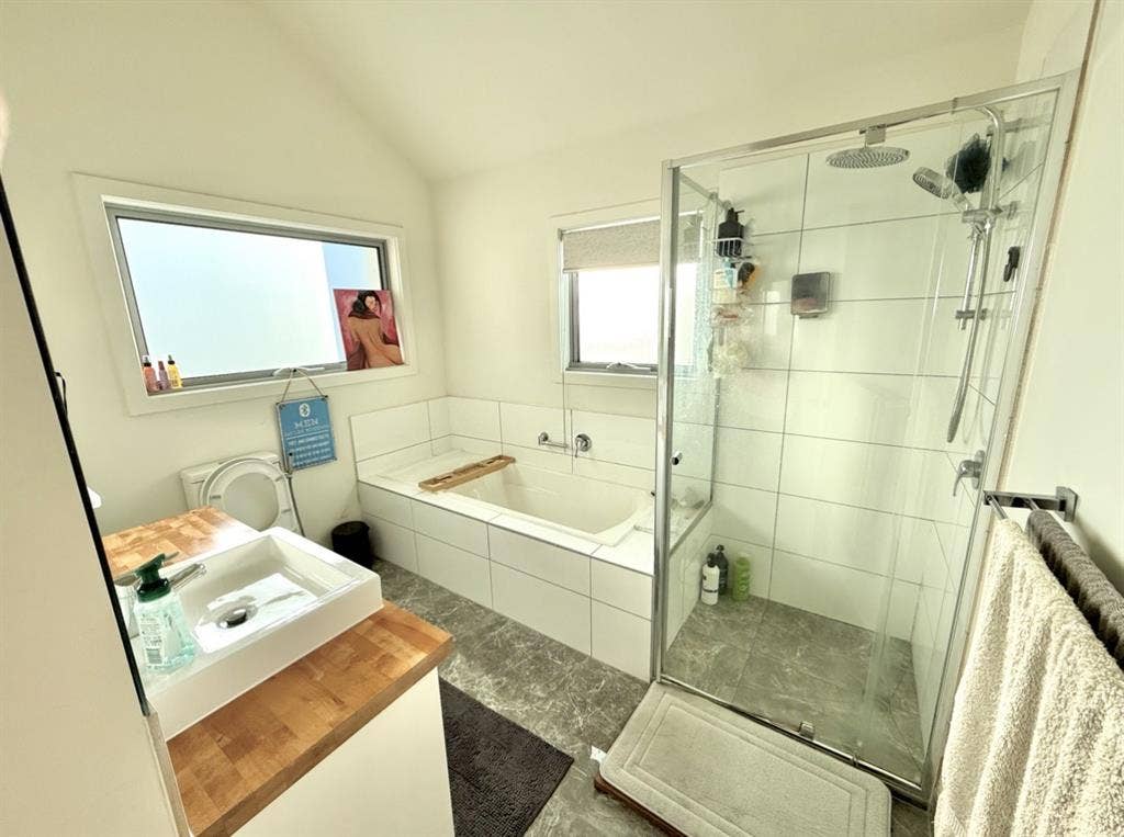 Furnished room for rent