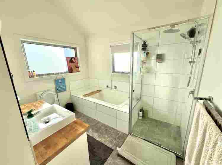 Furnished room for rent