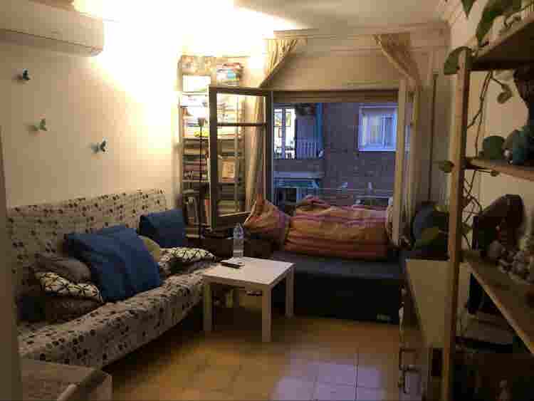Habitación grande, cama doble