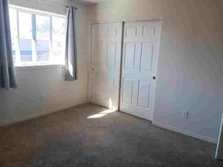 New Listing-Room for Rent
