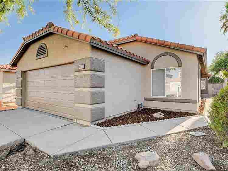Charming 3bed Single Family Home.