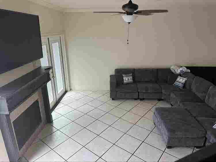 Room for rent. Private bathroom