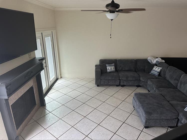 Room for rent. Private bathroom