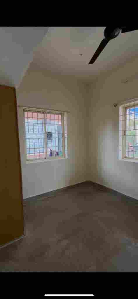 2BHK NEAR ORACLE, kadubeesanhalli