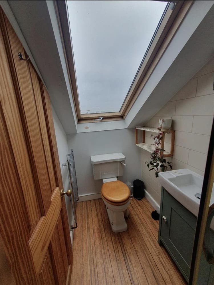 Beautiful ensuite loft room