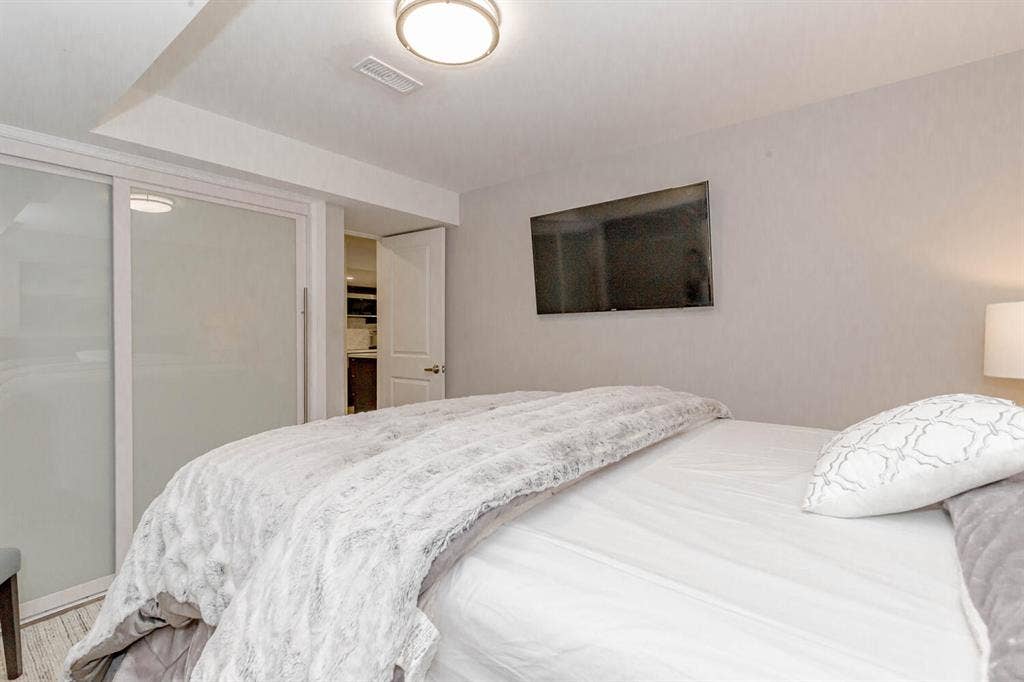 Luxury walkout basement in Oakville