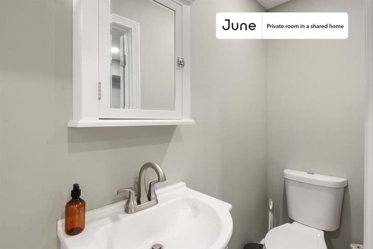 7 BR in Boston