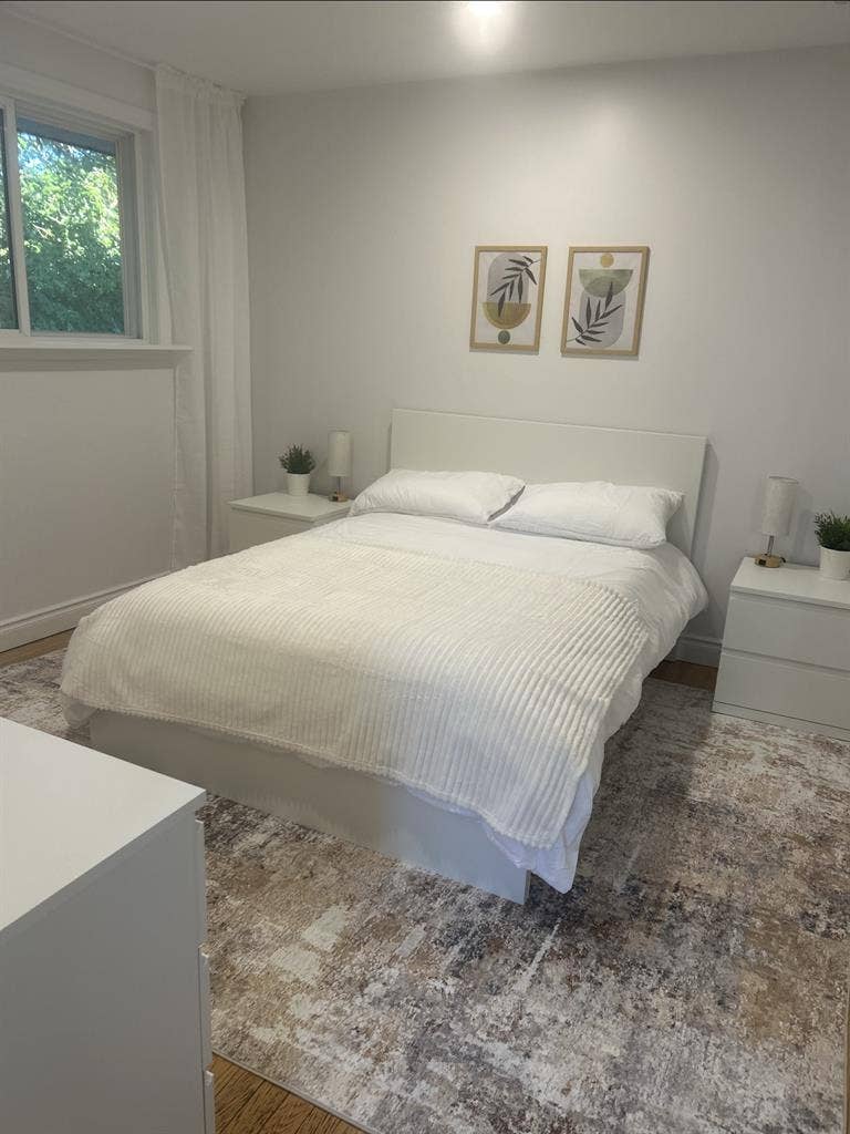 Beautiful Brand New Rooms available