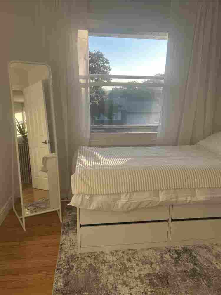 Beautiful Brand New Rooms available