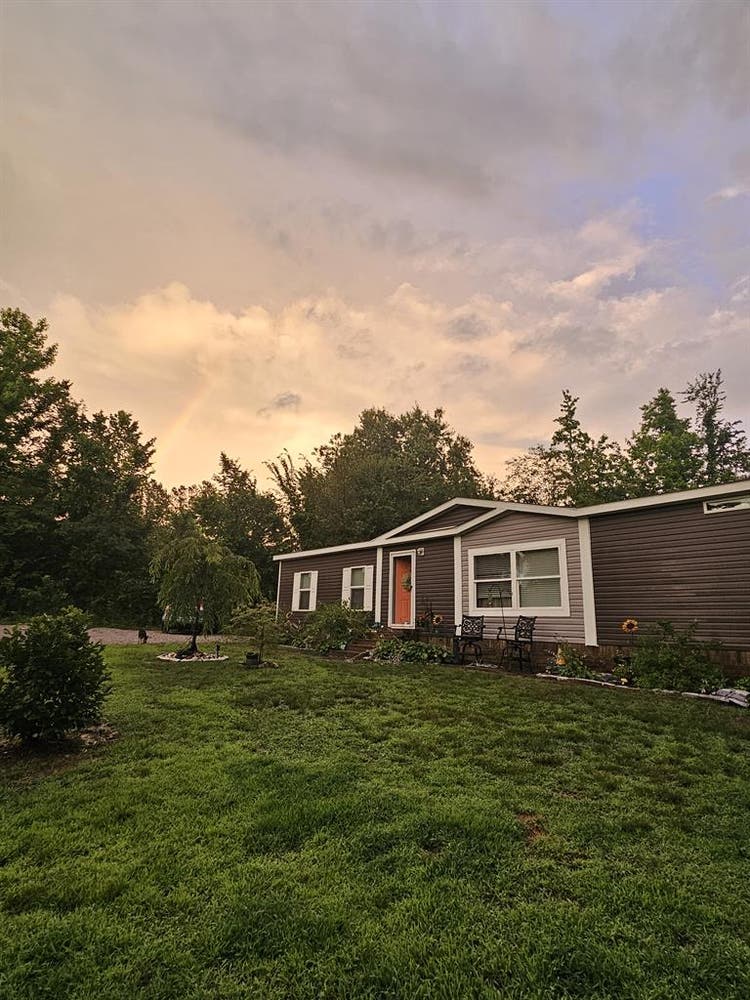 Room for rent in home serene safe