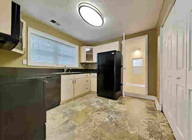Single Family  Baths