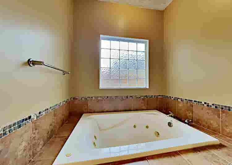 Single Family  Baths
