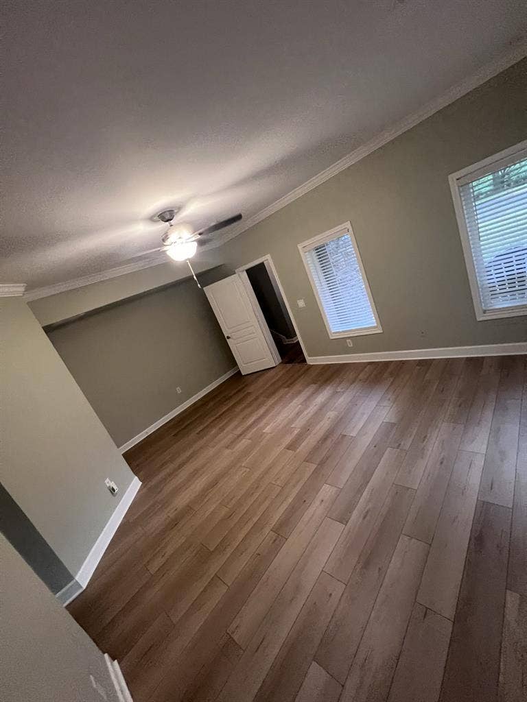 Private room and bath!  Bellevue
