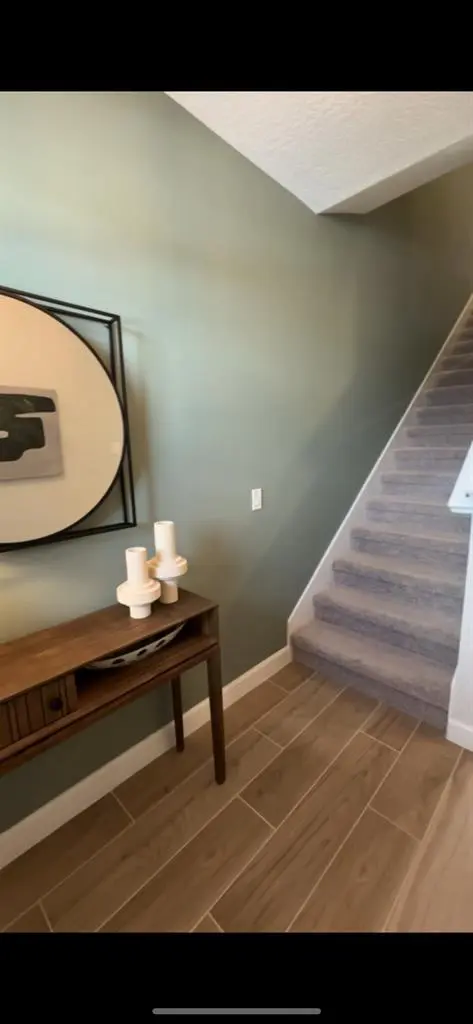 Town home room for rent!