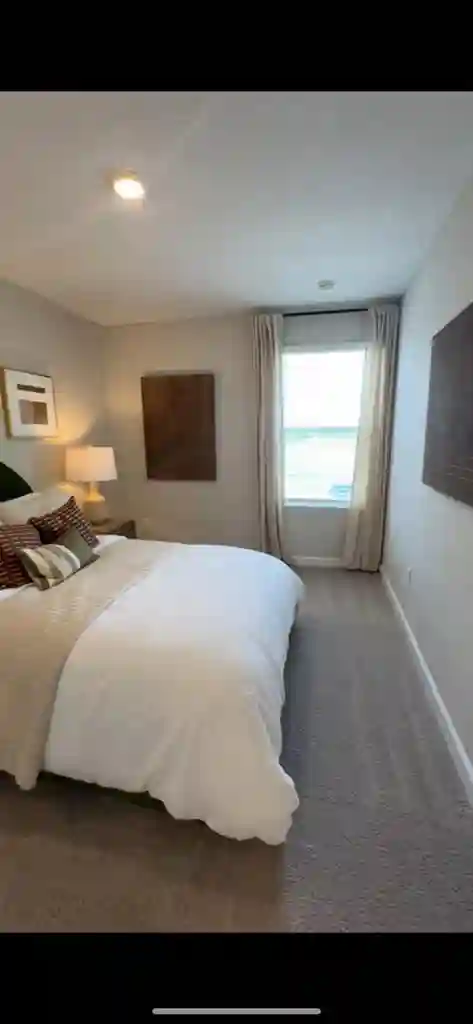 Town home room for rent!