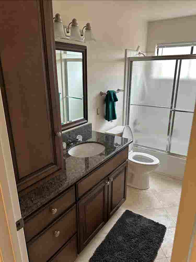Room/House Share,   San Carlos Hill