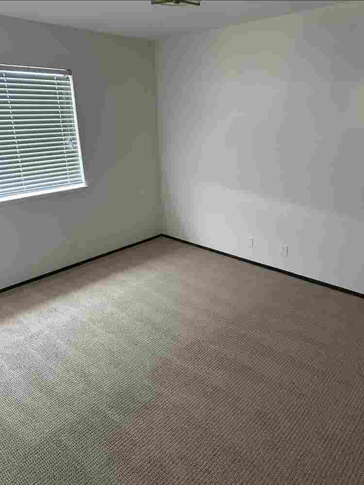 Room/House Share,   San Carlos Hill