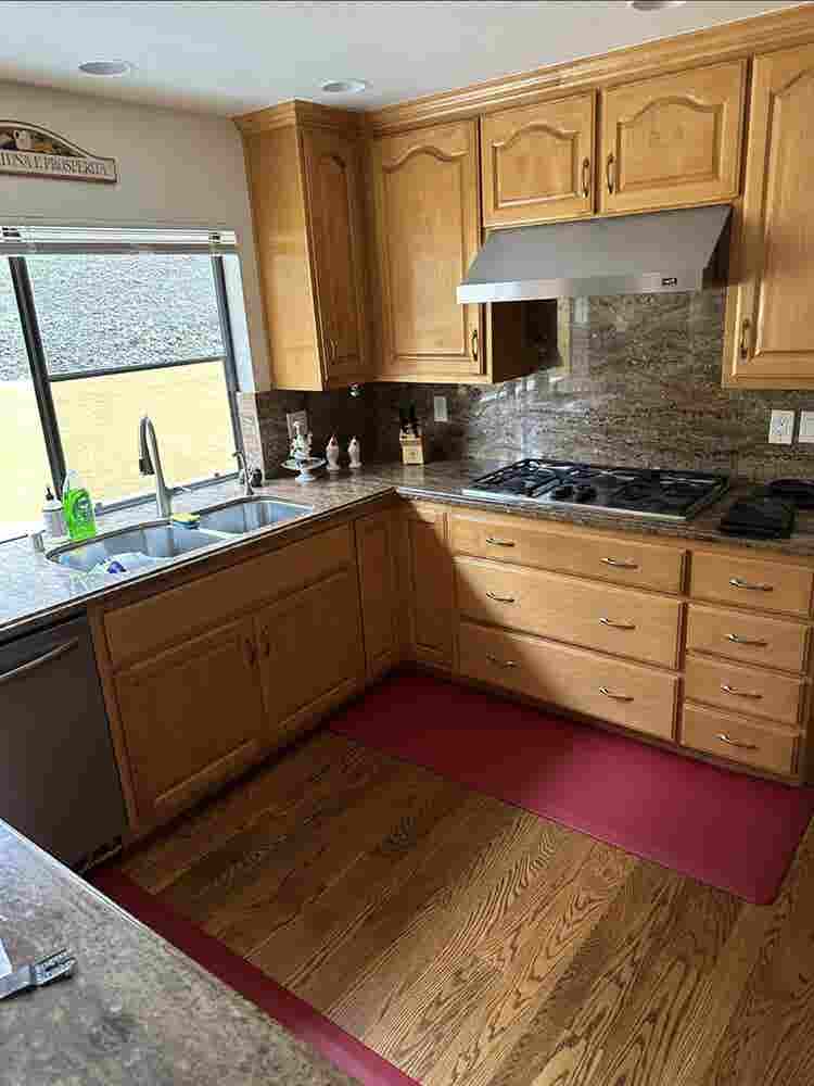 Room/House Share,   San Carlos Hill