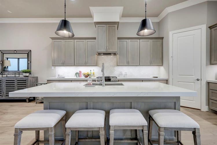 Need a Roommate to Move-in my Home