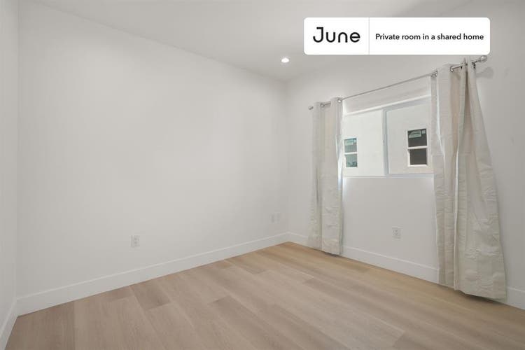 5 BR in Los Angeles