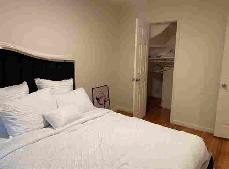 PRIVATE STUDIO FOR RENT