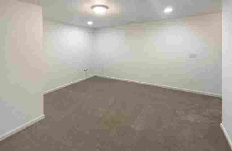 SPACIOUS HOME AVAILABLE FOR RENT