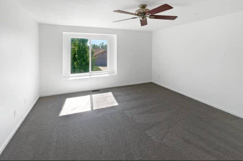 SPACIOUS HOME AVAILABLE FOR RENT