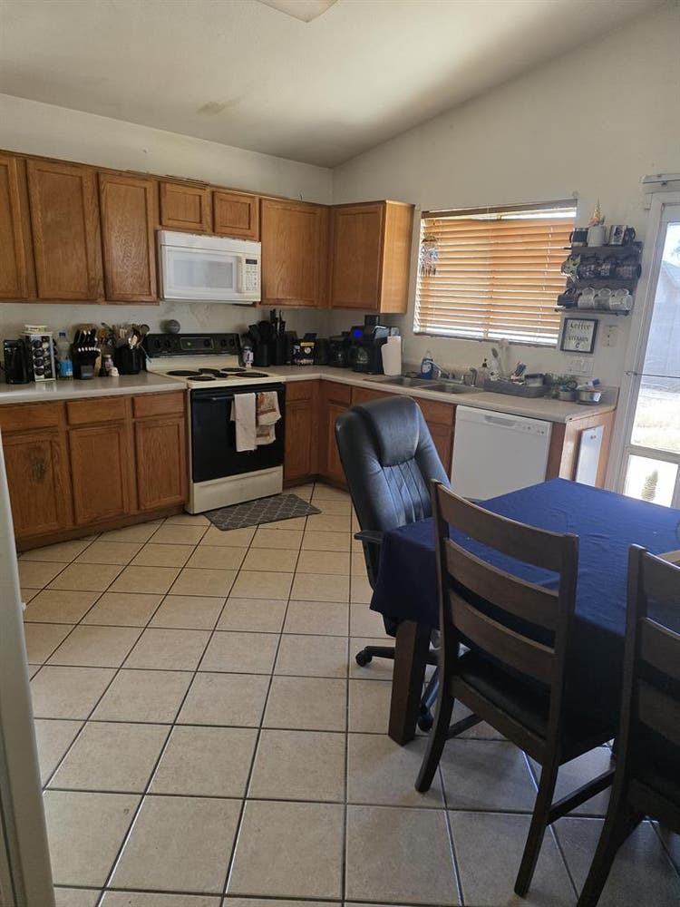 Room for rent in casa grande