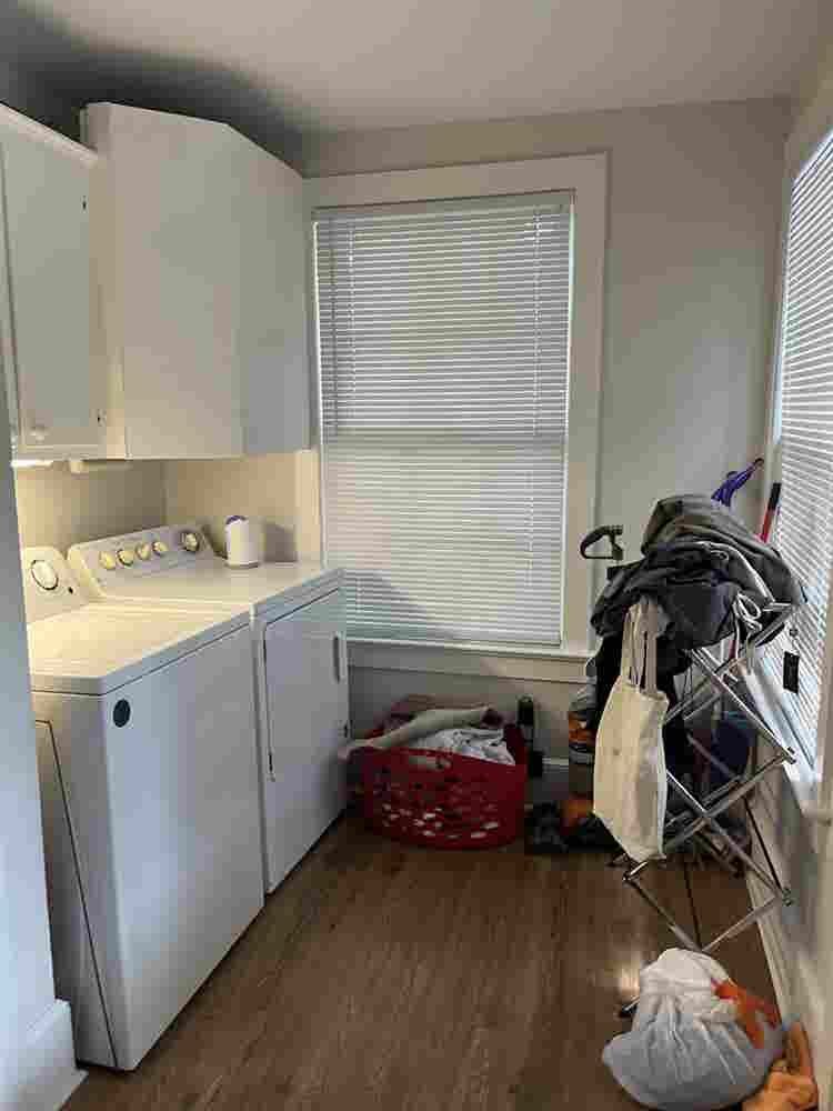 Room for rent Downtown CHS